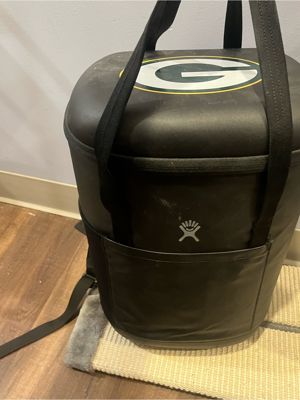 NFL -GreenBay insulated cooler bag w/ bonus custom mug